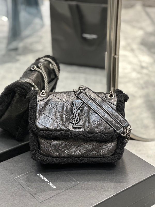 Amelia - YSL Bag - 3908