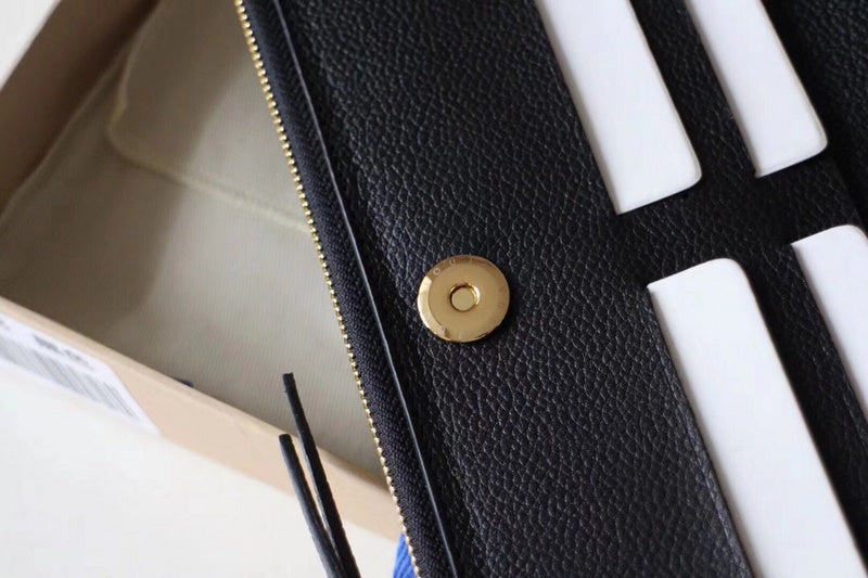 Amelia-LAON - All Wallets - 081