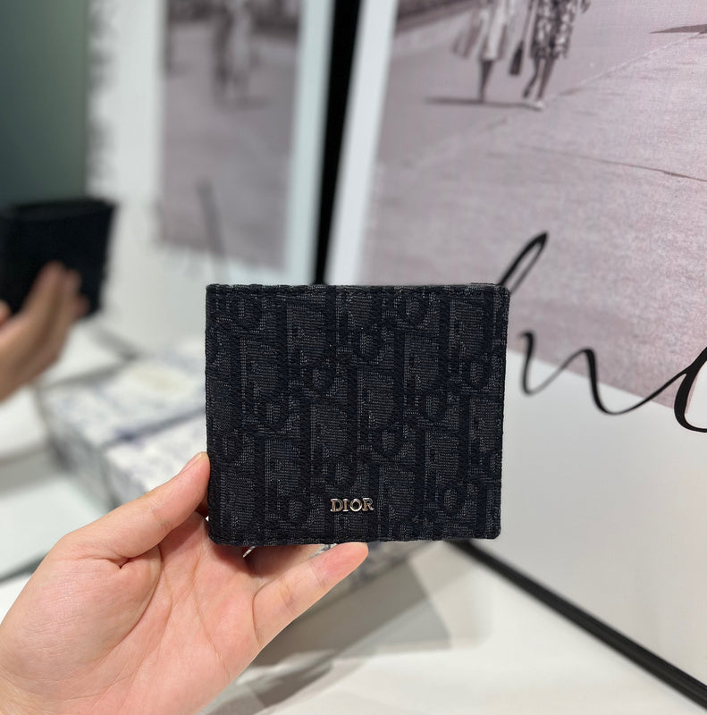 Amelia - DOR Wallets - 019