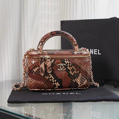 Wellow Bags - Chanel - Bags  - 170