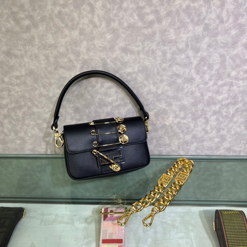 Amelia's Bag Gallery - VAR Bags - 199