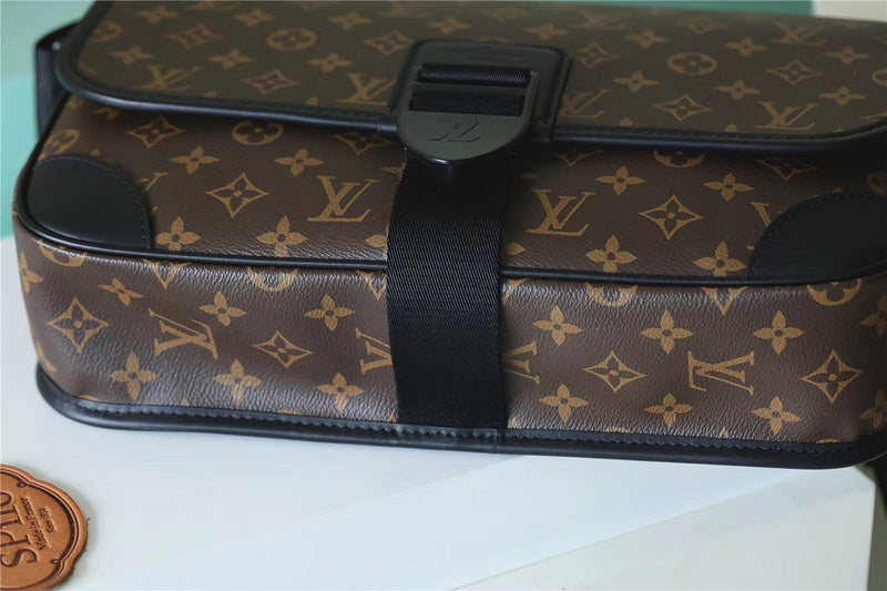 Fan Fashion Lu-Vi bags - 9996