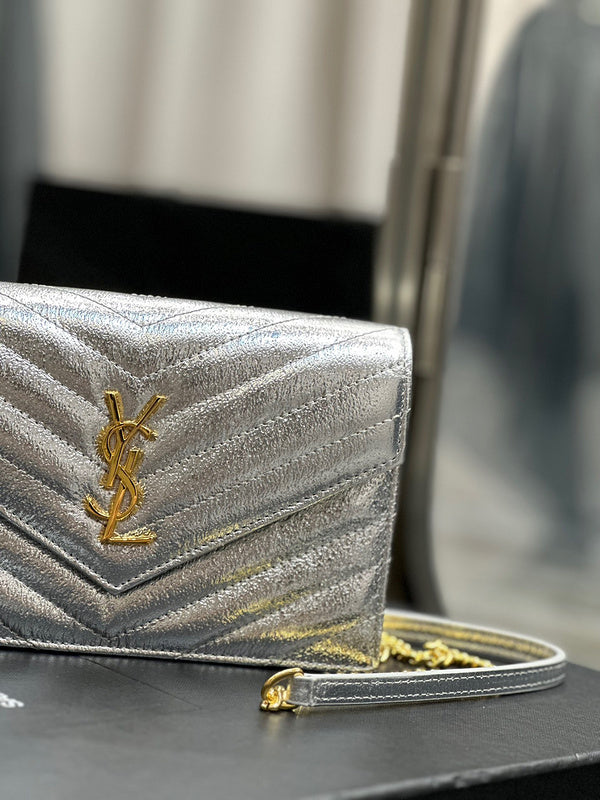 Amelia - YSL Bag - 1921