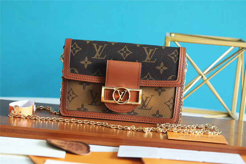 Fan Fashion Lu-Vi bags - 8112