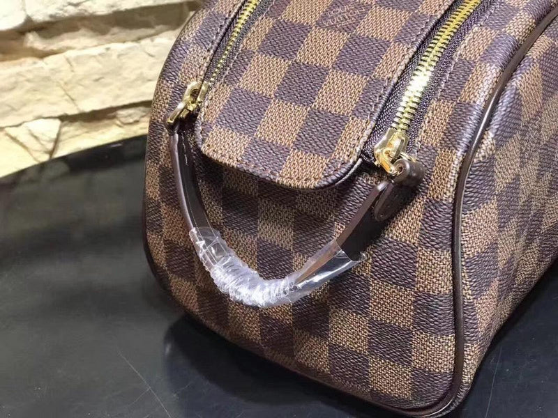 Fan Fashion Lu-Vi bags - 17877