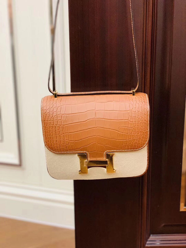 Amelia - HMS Bags - 1795