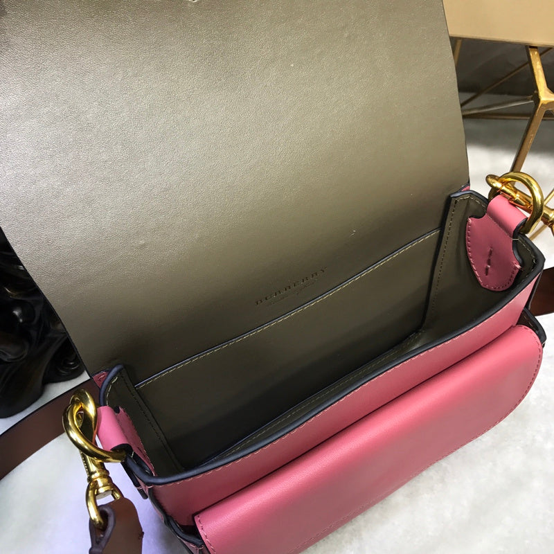 Burberry Bags - Bagsattire   260