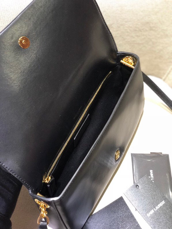 Amelia - YSL Bag - 3590