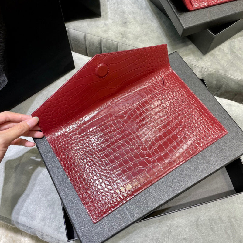 Amelia - YSL Bag - 3670