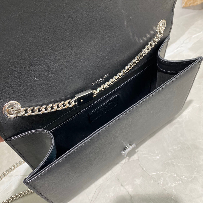 Amelia - YSL Bag - 4012