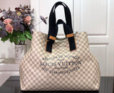 Fan Fashion Lu-Vi bags - 17361