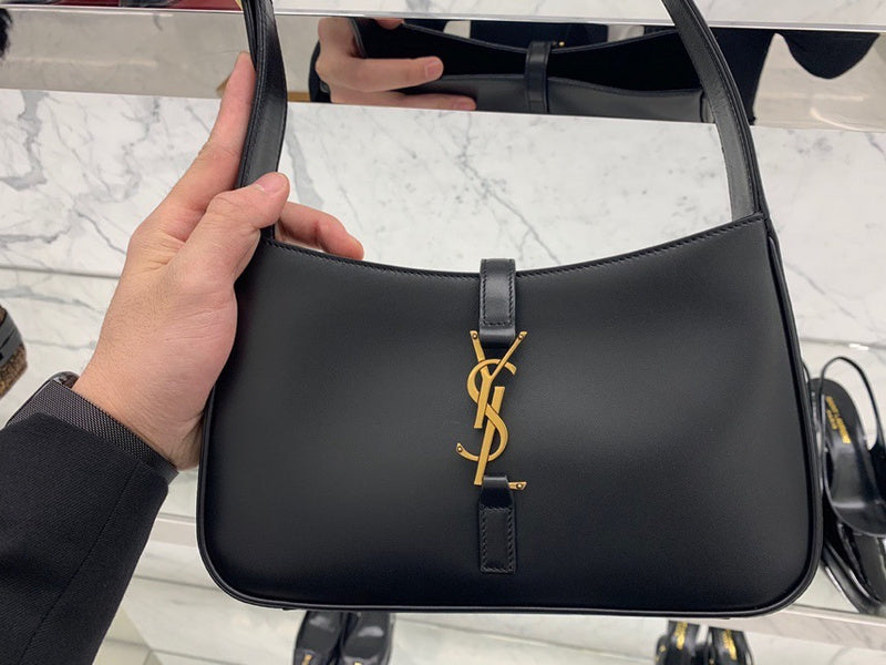 Amelia - YSL Bag - 3600