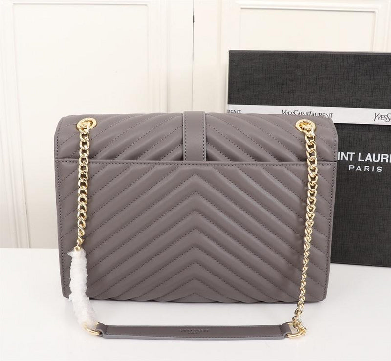 Amelia - YSL Bag - 2656