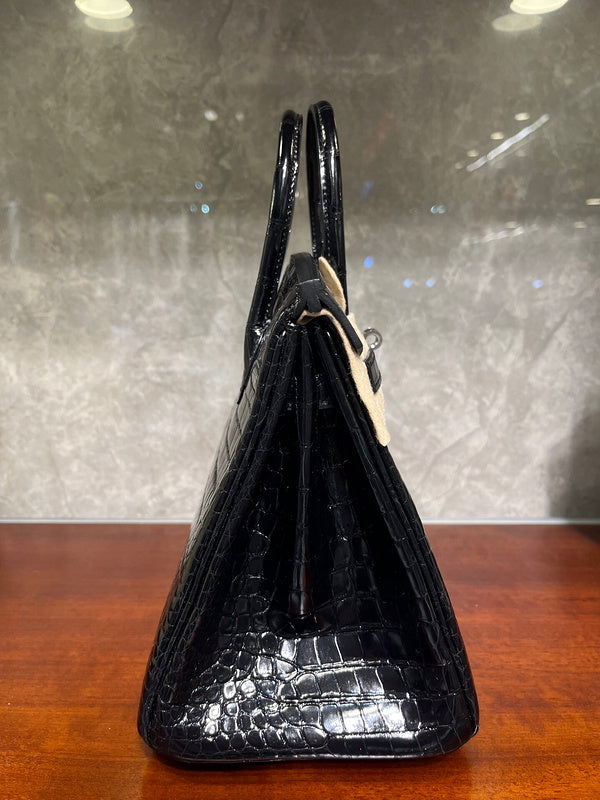 Amelia - HMS Bags - 1585