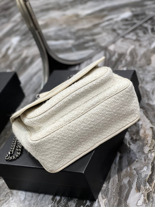 Amelia - YSL Bag - 4222
