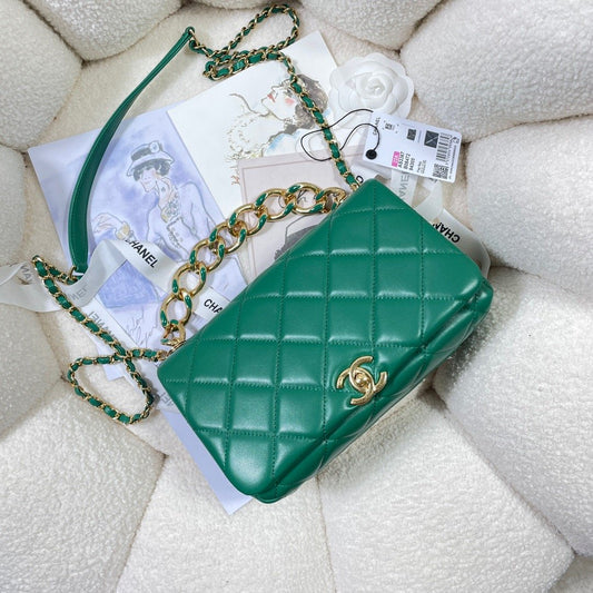 CHL - Large Flap Bag Gold Hardware Green For Women Handbags, Shoulder Bags 9.1in/23AmeliaAS3367