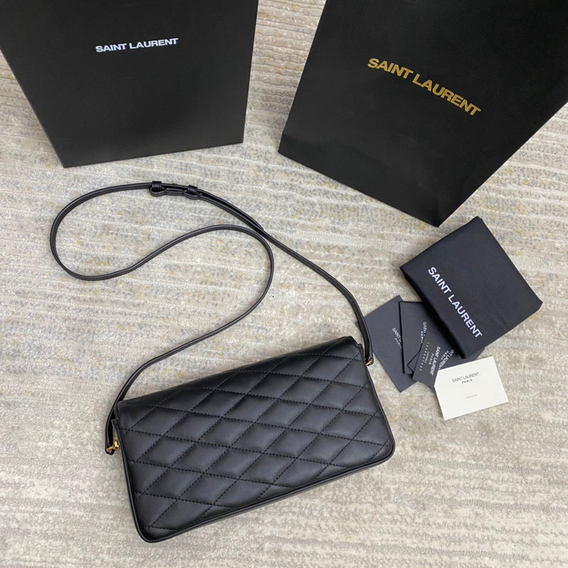 Amelia - YSL Bag - 3775