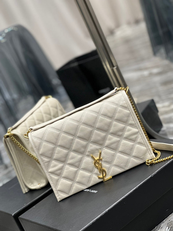 Amelia - YSL Bag - 2470
