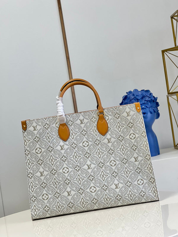 Fan Fashion Lu-Vi bags - 17156