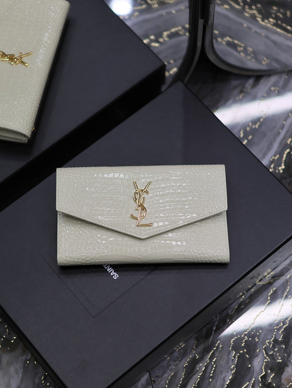 Amelia - YSL Bag - 2357
