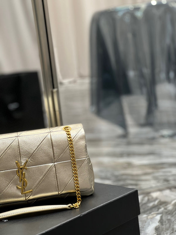 Amelia - YSL Bag - 4217