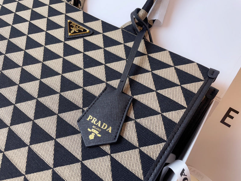 Amelia- PRDA  LUXURY BAGS - 587