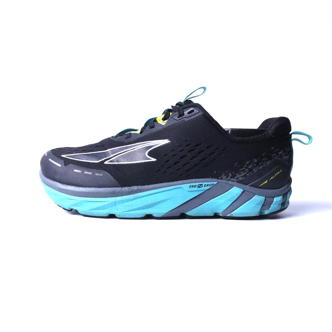 ALTRA TORIN 4