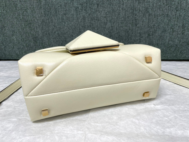 Amelia's Bag Gallery - VEL Bags - 421