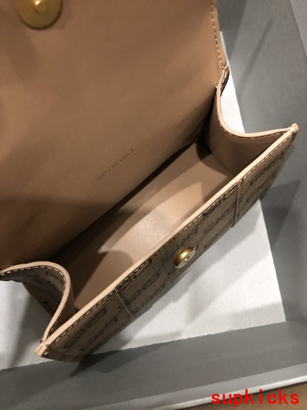 Amelia- BG Hourglass Bags - 081
