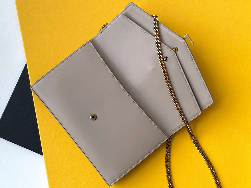 Amelia - YSL Bag - 3609