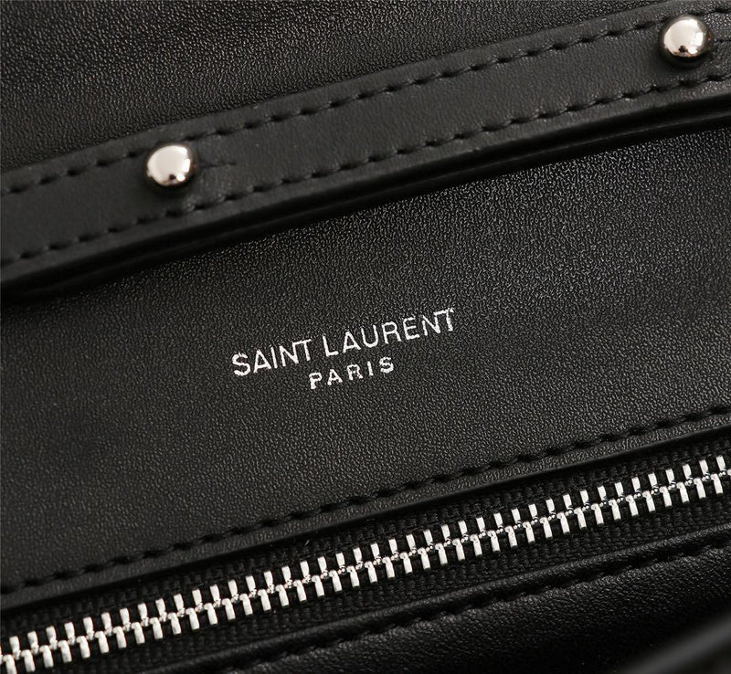 Amelia - YSL Bag - 2863