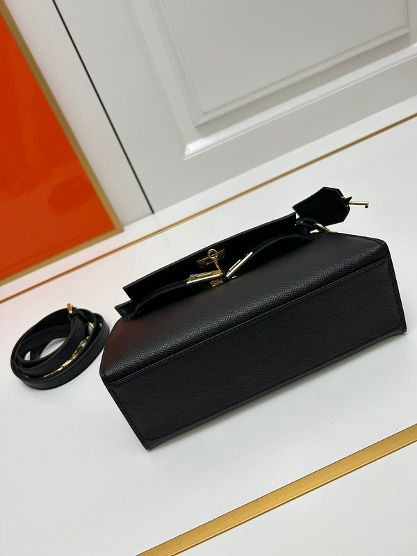 Amelia- HMS Bags - 057