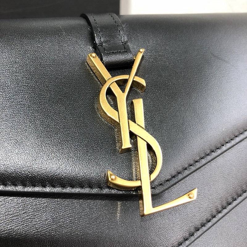 Amelia - YSL Bag - 4077