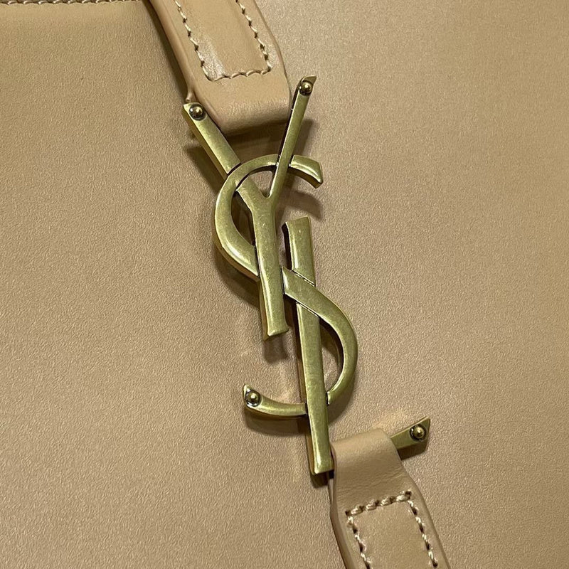 Amelia - YSL Bag - 2385