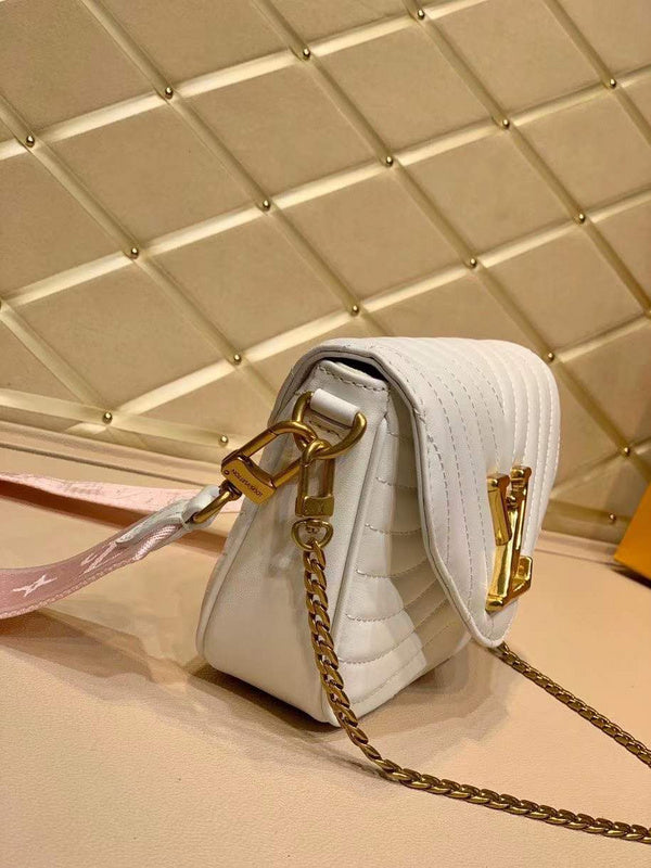 Fan Fashion Lu-Vi bags - 17682