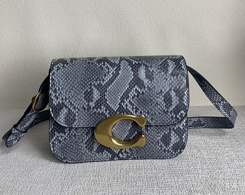 Amelia-i CAH Bags - 036
