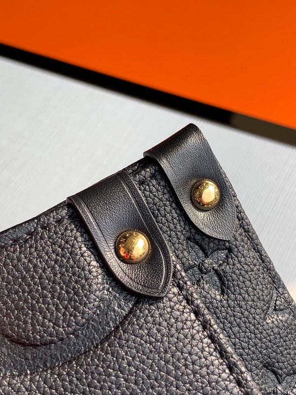 Fan Fashion Lu-Vi bags - 17775