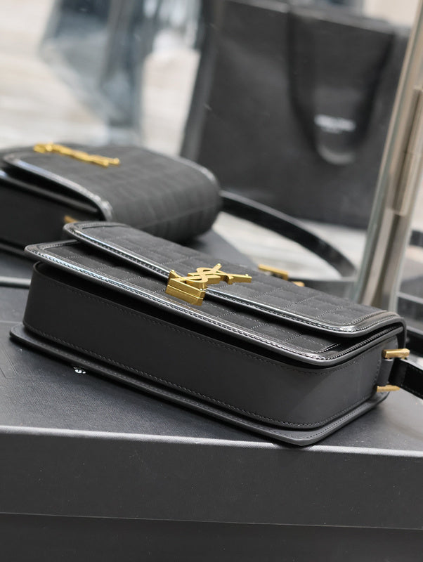 Amelia - YSL Bag - 4006