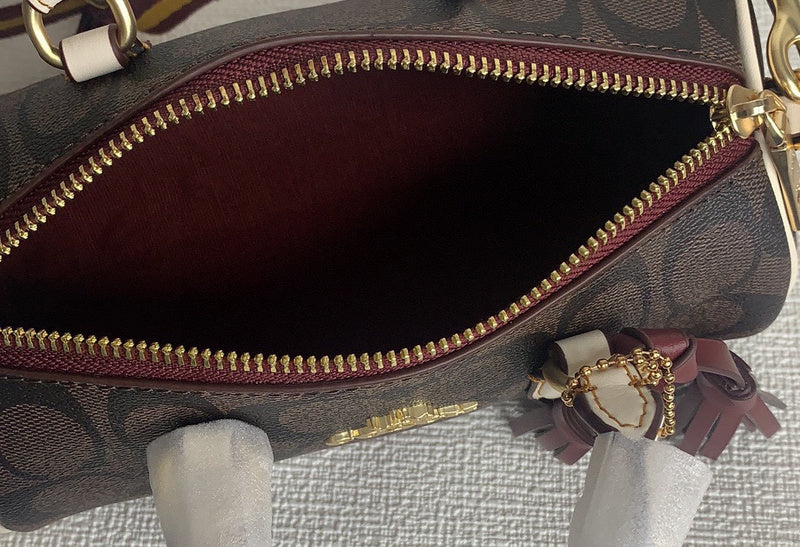 Amelia-i CAH Bags - 204