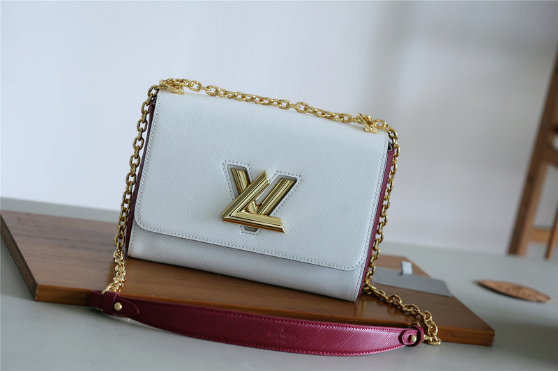Fan Fashion Lu-Vi bags - 8520
