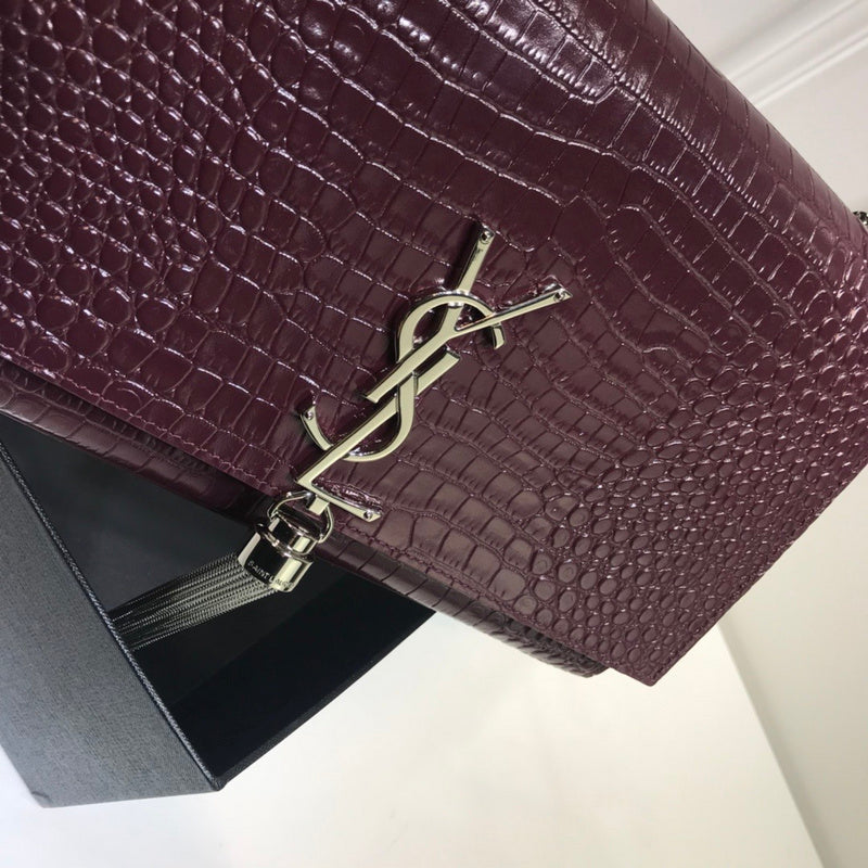 Amelia - YSL Bag - 2210