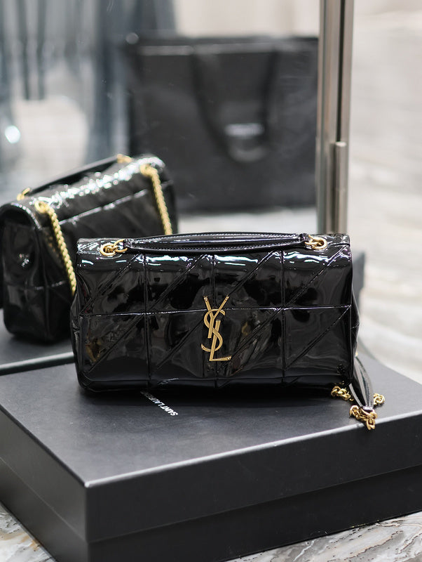 Amelia - YSL Bag - 1818