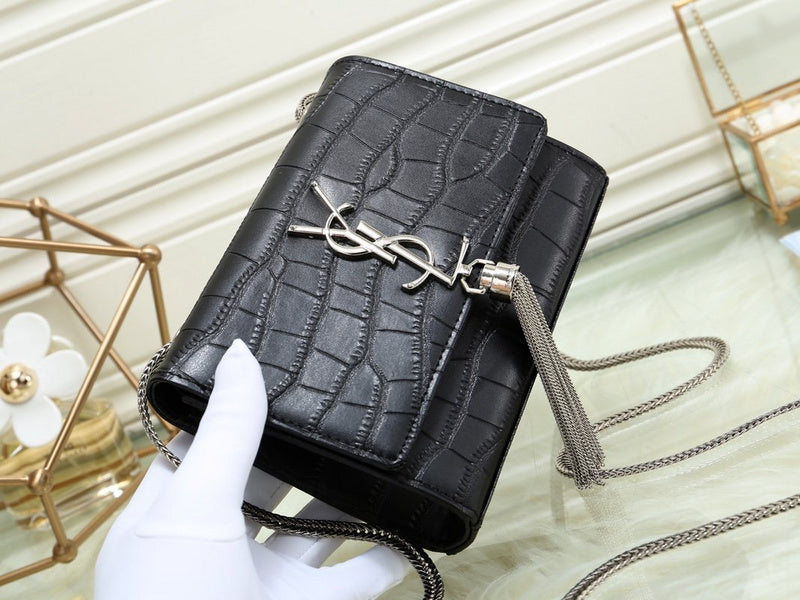 Amelia - YSL Bag - 3559