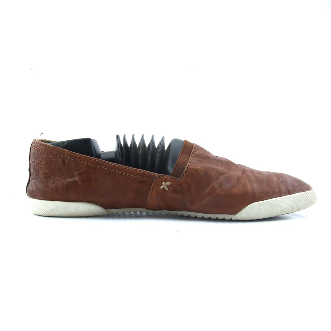 FRYE .