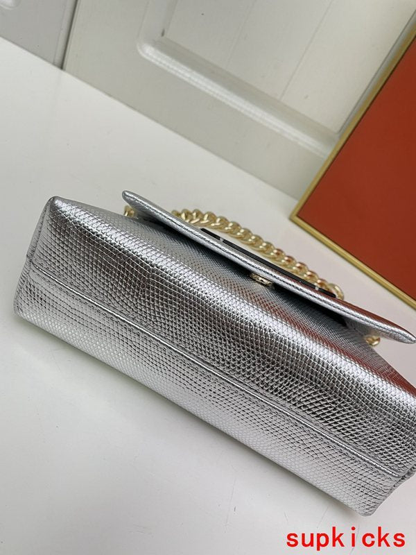 Amelia- Mix Wallets - 699
