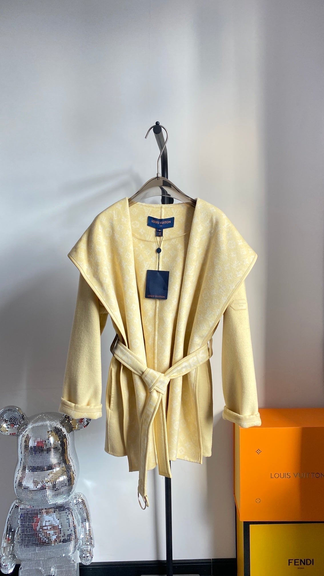 Luxury Louis Vuitton  Wrap Coat 035