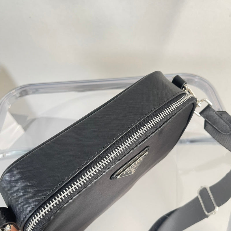 Barnes-Bags - Prada Bags - 995