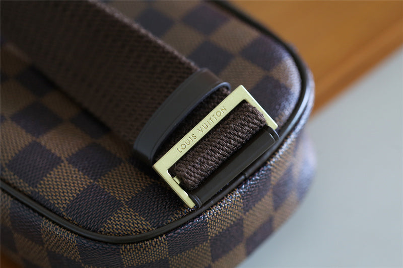 Fan Fashion Lu-Vi bags - 9392