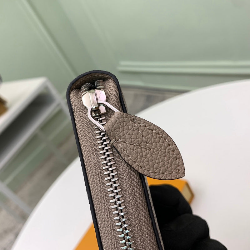 Amelia- LOV  Luxury  Wallets - 525