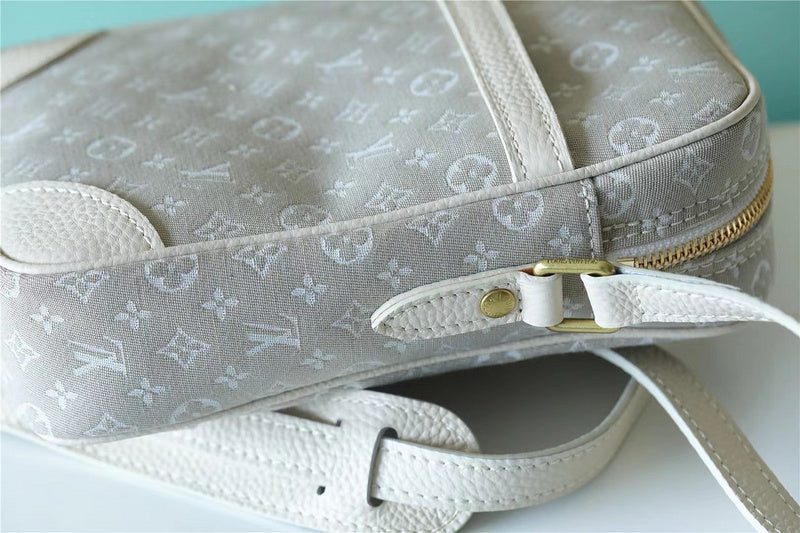 Fan Fashion Lu-Vi bags - 9895